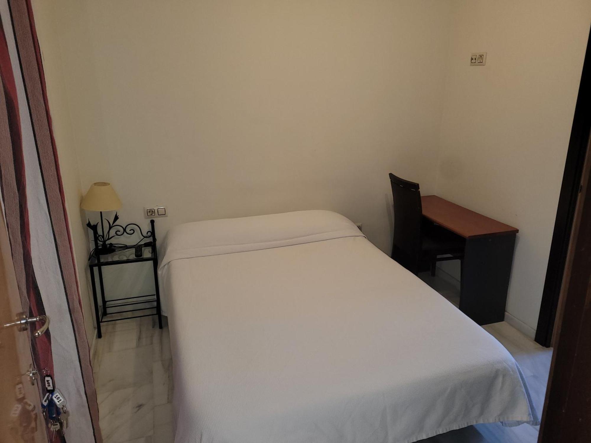 Hostal El Pasaje قنطرة شنيل المظهر الخارجي الصورة