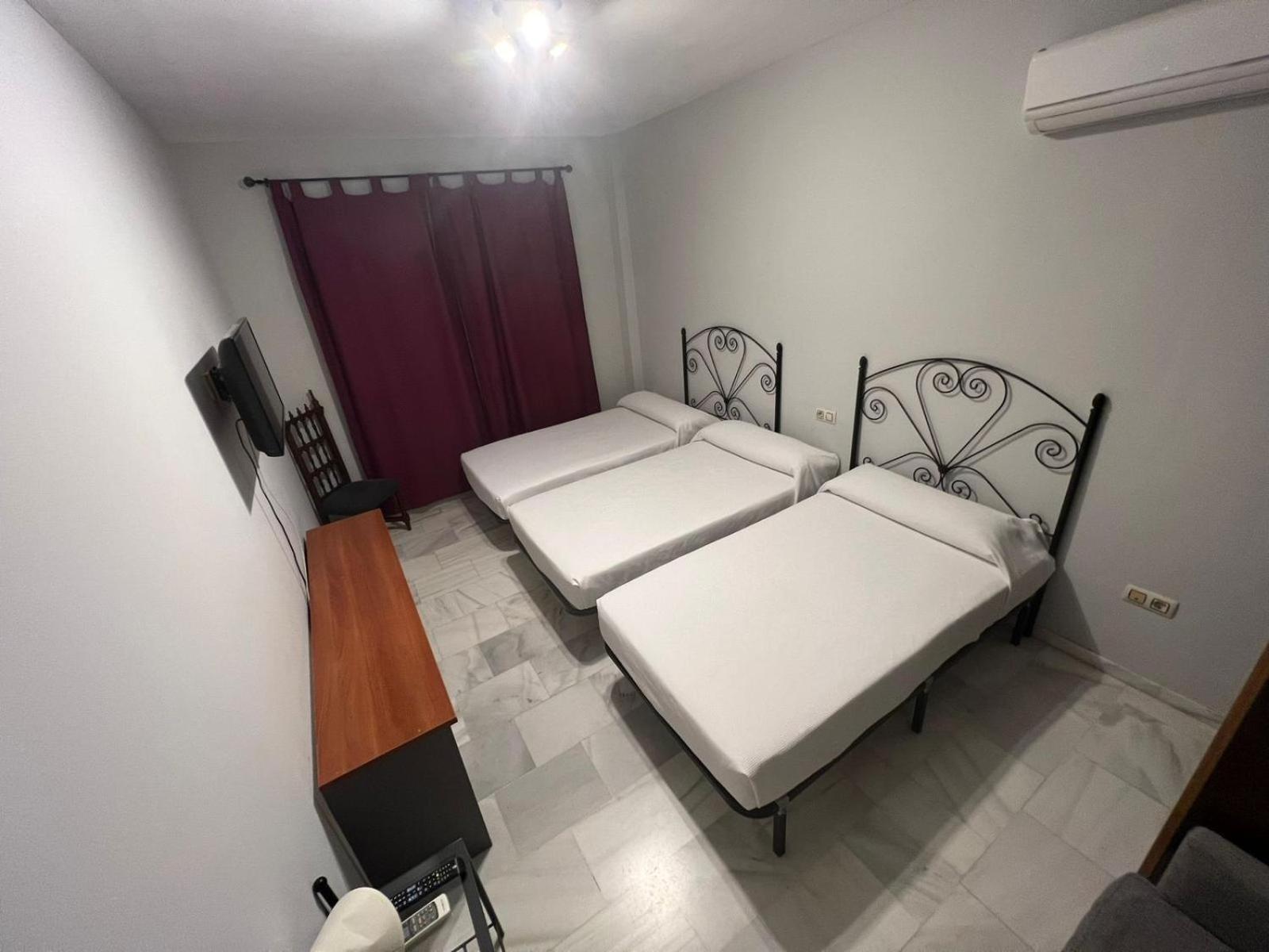 Hostal El Pasaje قنطرة شنيل المظهر الخارجي الصورة