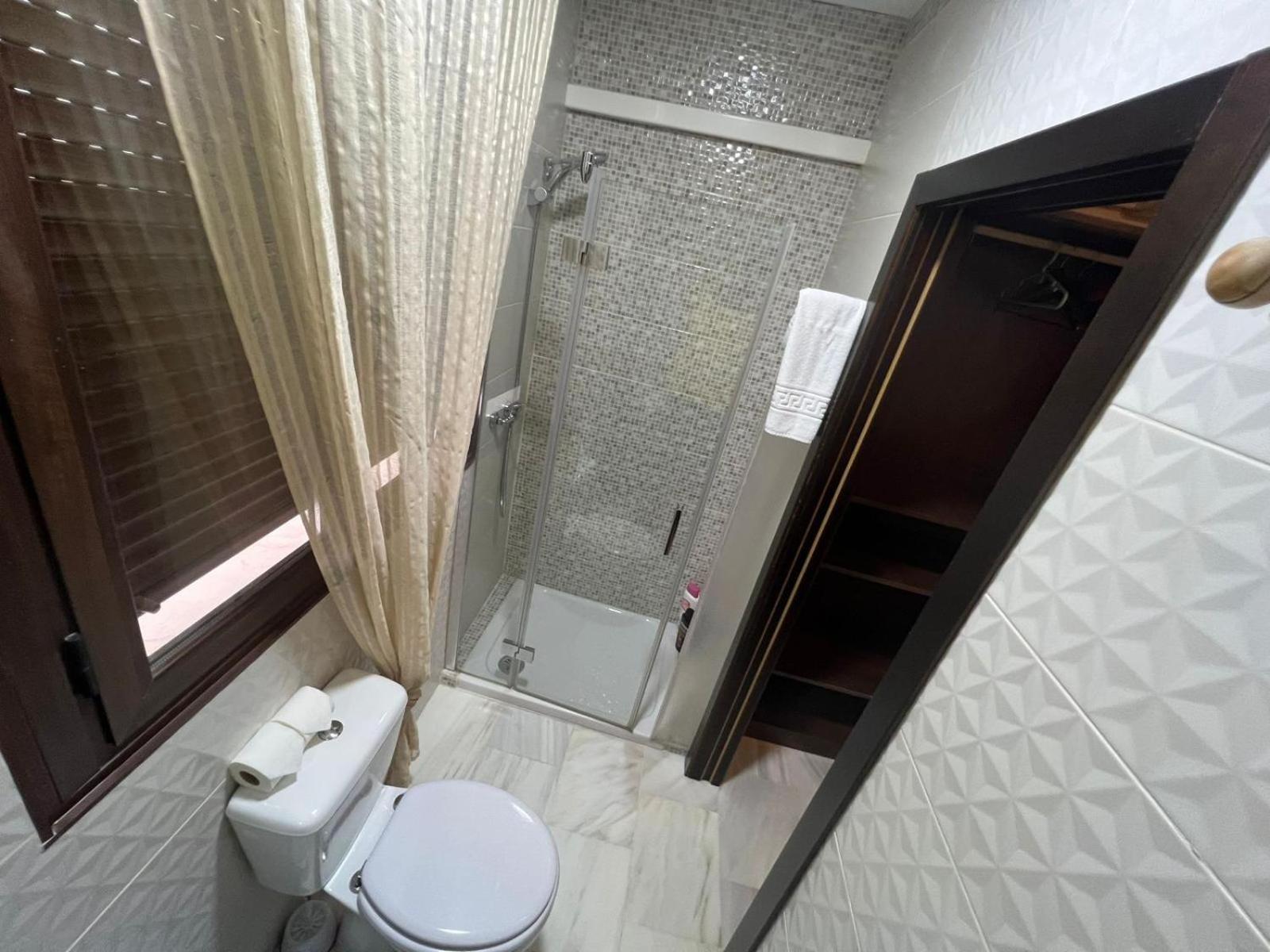Hostal El Pasaje قنطرة شنيل المظهر الخارجي الصورة